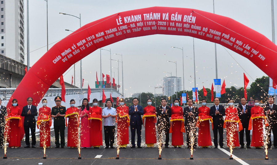 Hà Nội khởi công, khánh thành nhiều công trình lớn chào mừng Đại hội Đảng