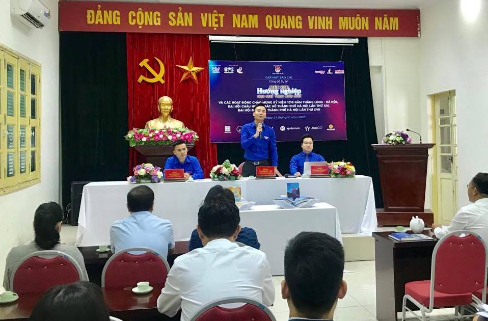 “Ngàn bông hoa đẹp - dâng Bác kính yêu”