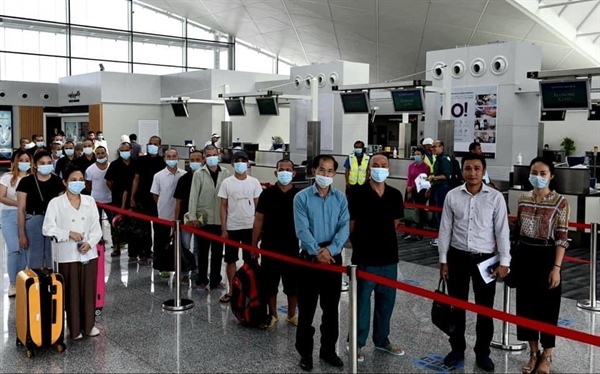 Đưa gần 180 công dân Việt Nam từ Brunei về nước