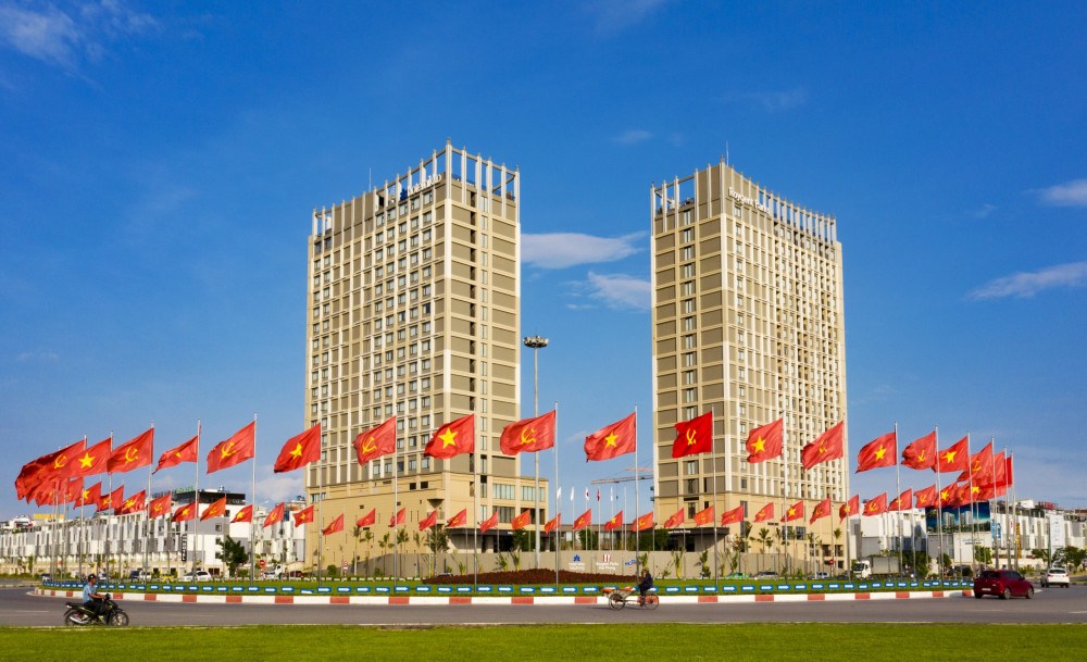 Hải Phòng rực rỡ cờ hoa chào mừng Đại hội Đảng bộ thành phố