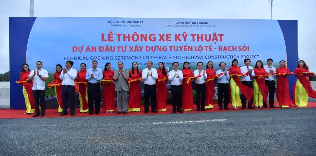 Kiên Giang Thông xe kỹ thuật tuyến cao tốc Lộ Tẻ - Rạch Sỏi