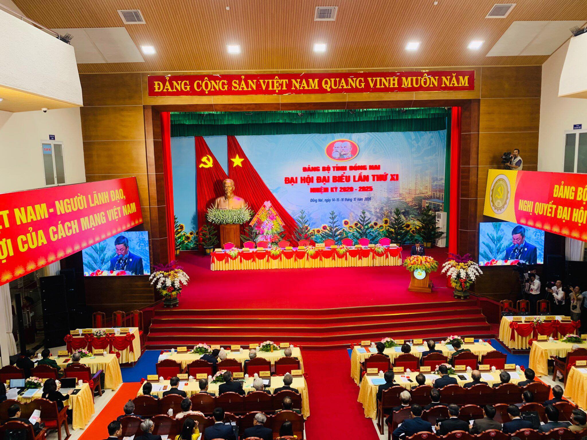 Xây dựng tỉnh Đồng Nai phát triển toàn diện