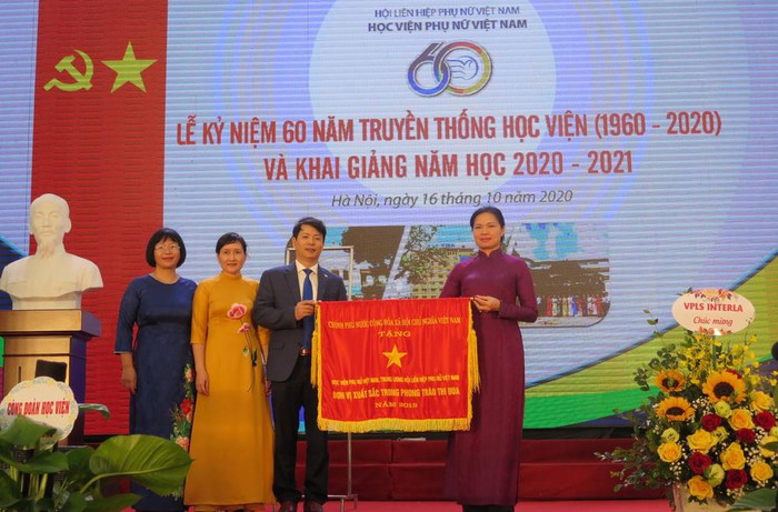 Đổi mới hình thức và nội dung bồi dưỡng cán bộ Hội phụ nữ các cấp