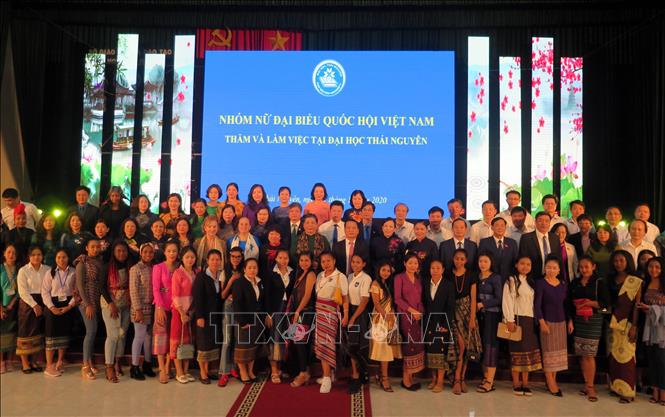 Phó Chủ tịch Thường trực Quốc hội Tòng Thị Phóng làm việc tại Đại học Thái Nguyên