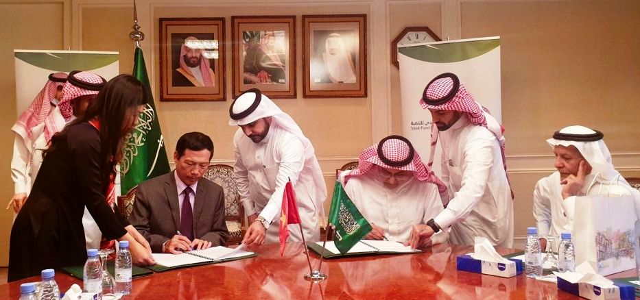 Ký hiệp định vay vốn hỗ trợ phát triển các huyện nghèo tỉnh Yên Bái