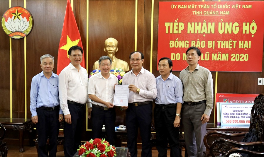EVNCPC ủng hộ hơn 2,8 tỷ đồng đến nhân dân 4 tỉnh miền Trung