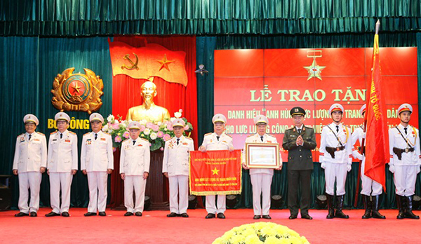 Phát huy tinh thần thế hệ cán bộ Công an “Tuổi cao chí càng cao”