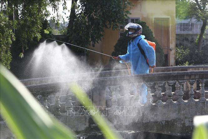 Xuất cấp hóa chất khử khuẩn cho các tỉnh phòng, chống dịch bệnh