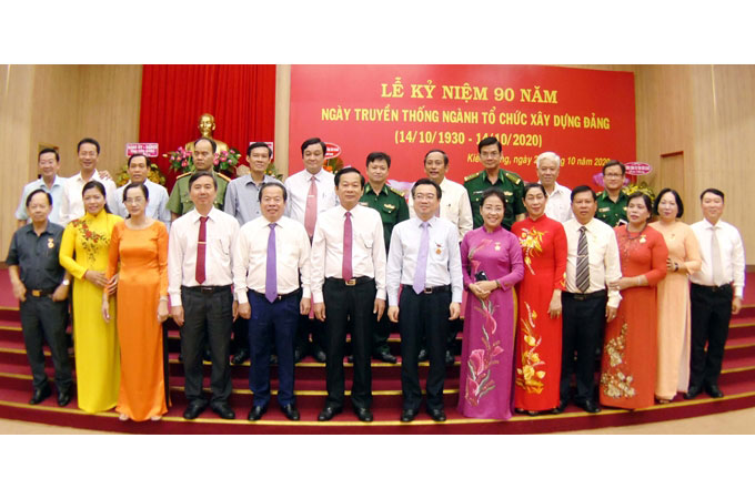 Kiên Giang Kỷ niệm 90 năm Ngày truyền thống ngành Tổ chức xây dựng Đảng