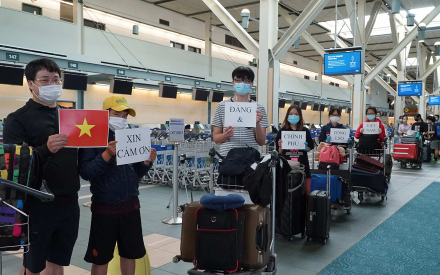 Đưa công dân Việt Nam từ Canada và Hàn Quốc về nước
