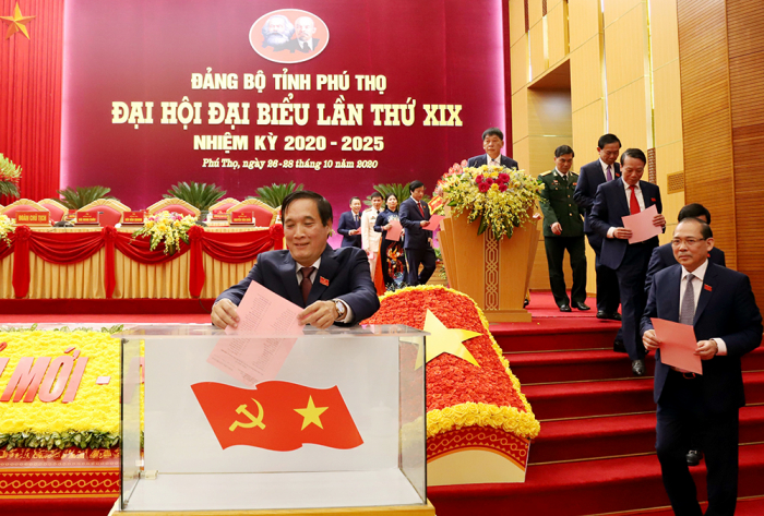 Phú Thọ 53 đồng chí trúng cử Ban Chấp hành Đảng bộ tỉnh