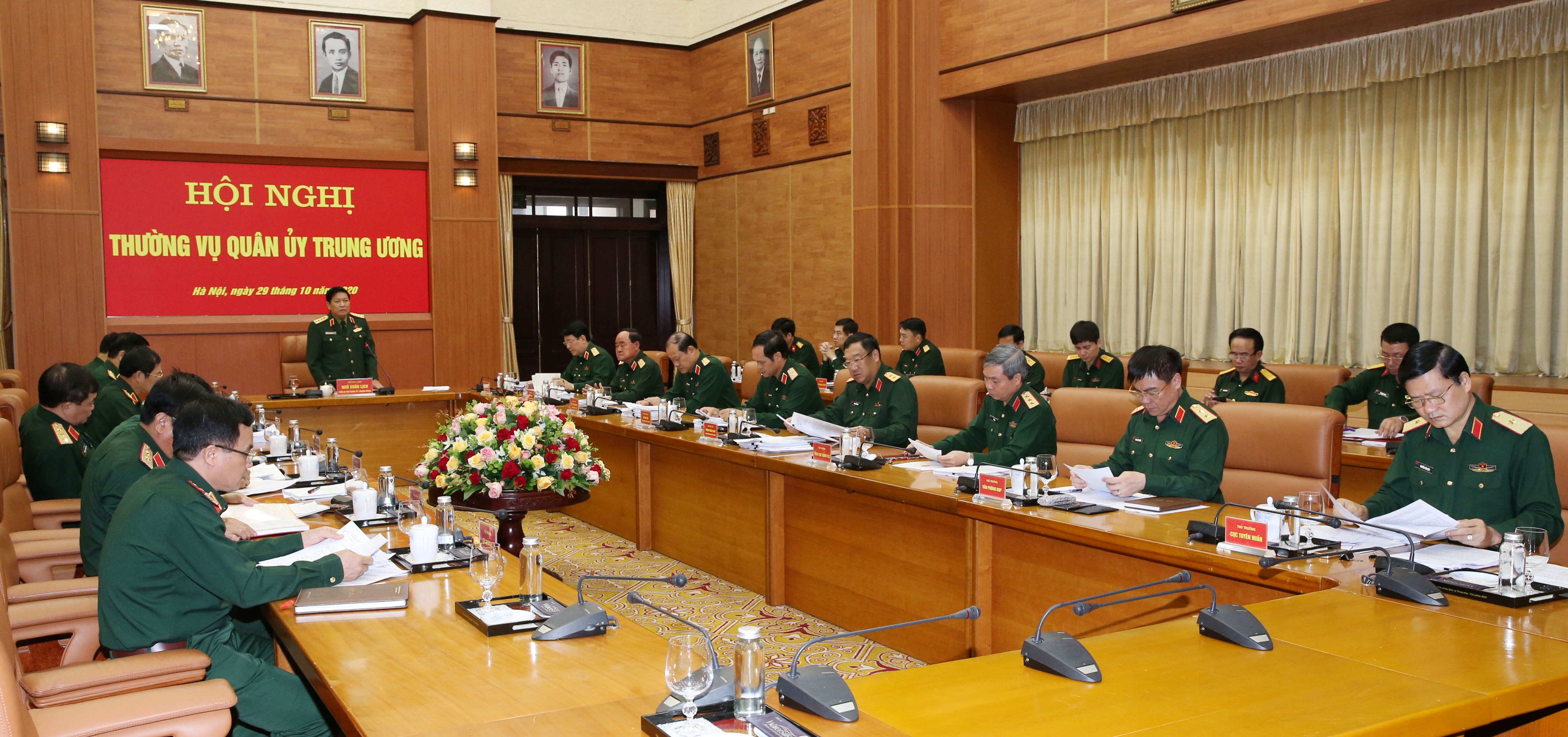 Tích cực, chủ động đấu tranh phản bác các quan điểm sai trái thù địch