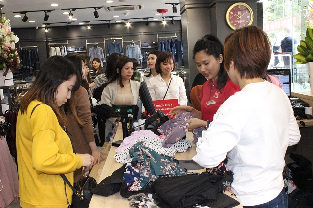 Khẳng định vai trò của thị trường trong nước trong bối cảnh mới