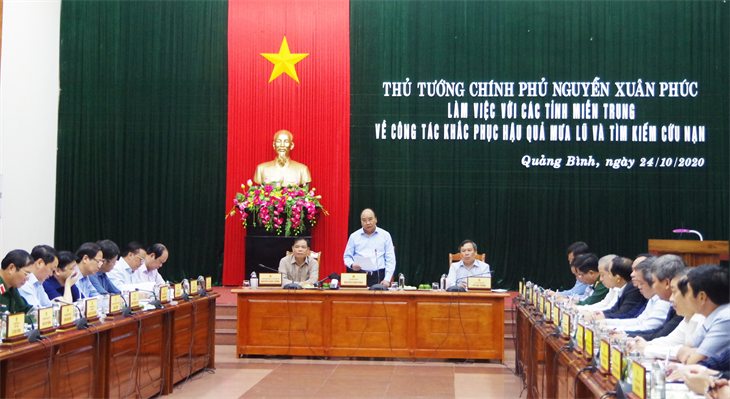 Tập trung chăm lo, bảo đảm cuộc sống người dân sau mưa lũ