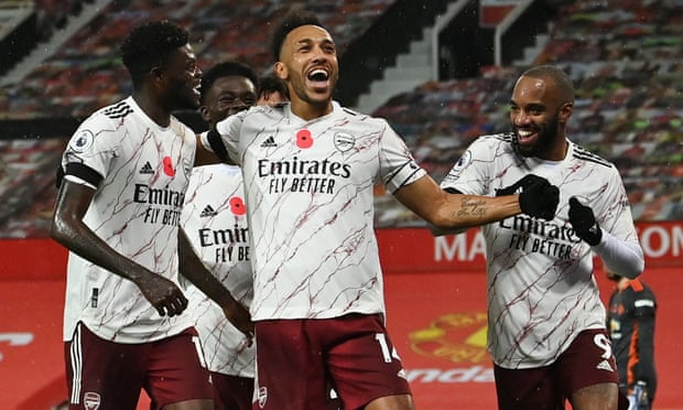 Arsenal thắng trong trận đại chiến Premier League