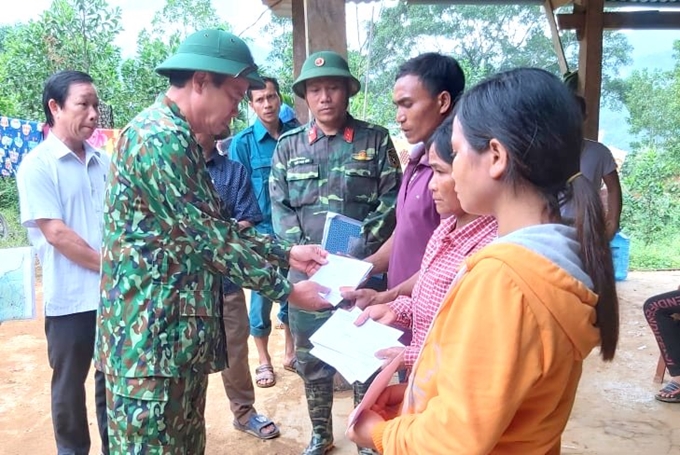 Bài 4  Chưa tìm thấy đồng bào, chúng tôi chưa yên lòng