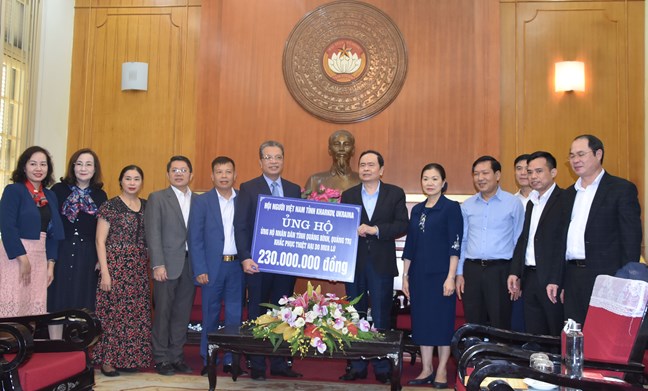 Kiều bào ủng hộ người dân vùng lũ gần 12 tỷ đồng