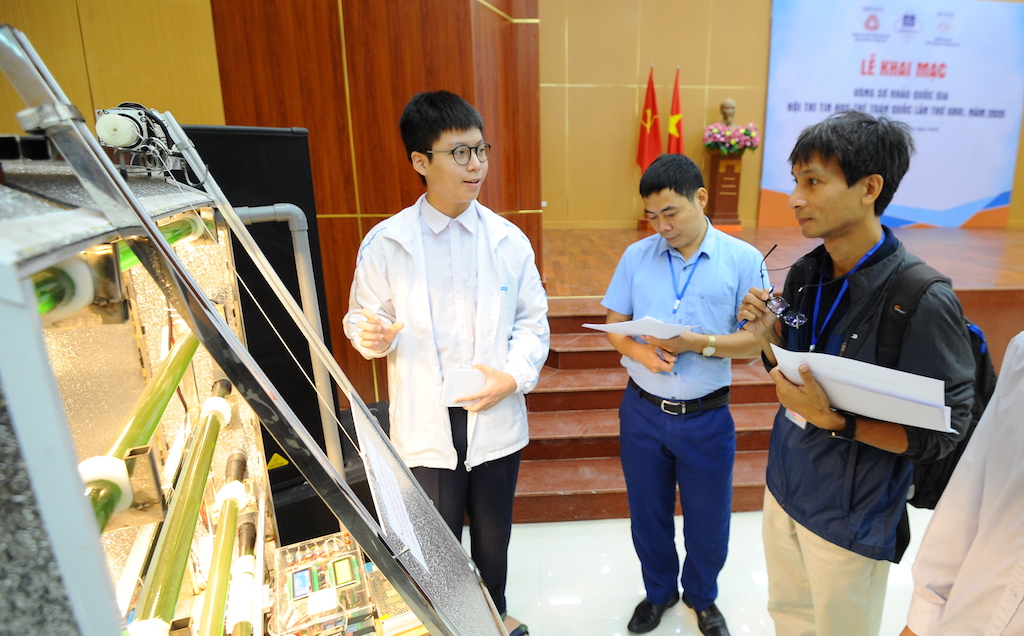 198 thí sinh thi chung kết Hội thi Tin học trẻ toàn quốc