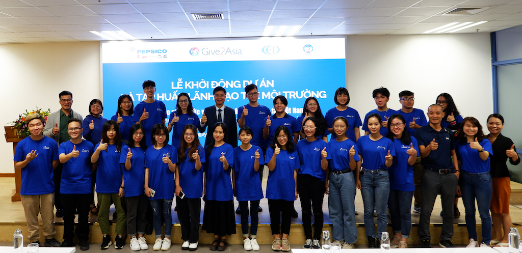 Trang bị kiến thức về quản lý rác thải nhựa cho các lãnh đạo trẻ
