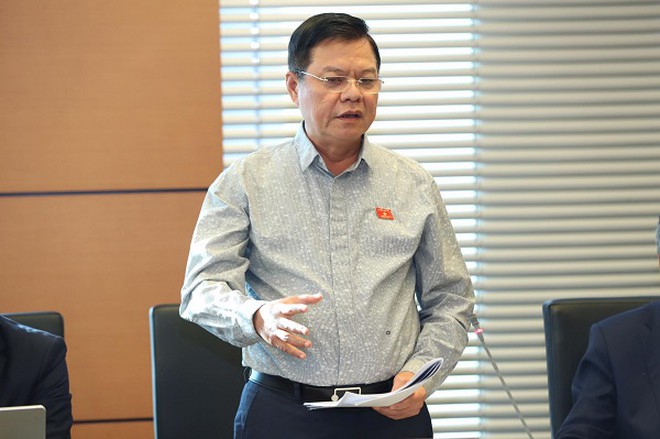 Cần nghiên cứu kỹ lưỡng về chuyển thẩm quyền quản lý đào tạo, sát hạch, cấp giấy phép lái xe