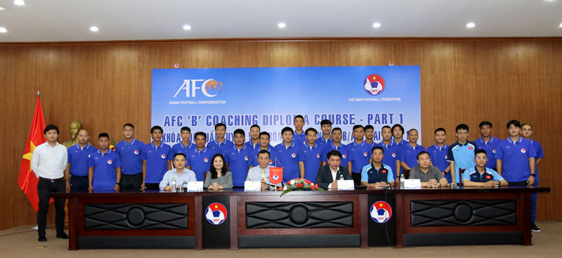 Đào tạo huấn luyện viên chứng chỉ B AFC - 2020