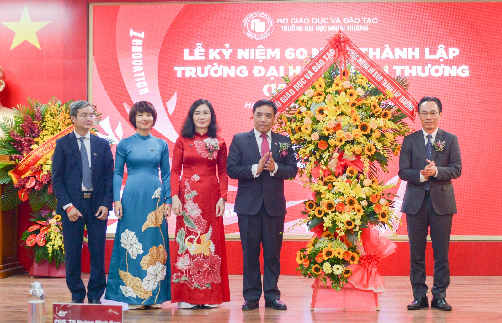 Đại học Ngoại thương kỷ niệm 60 năm ngày thành lập