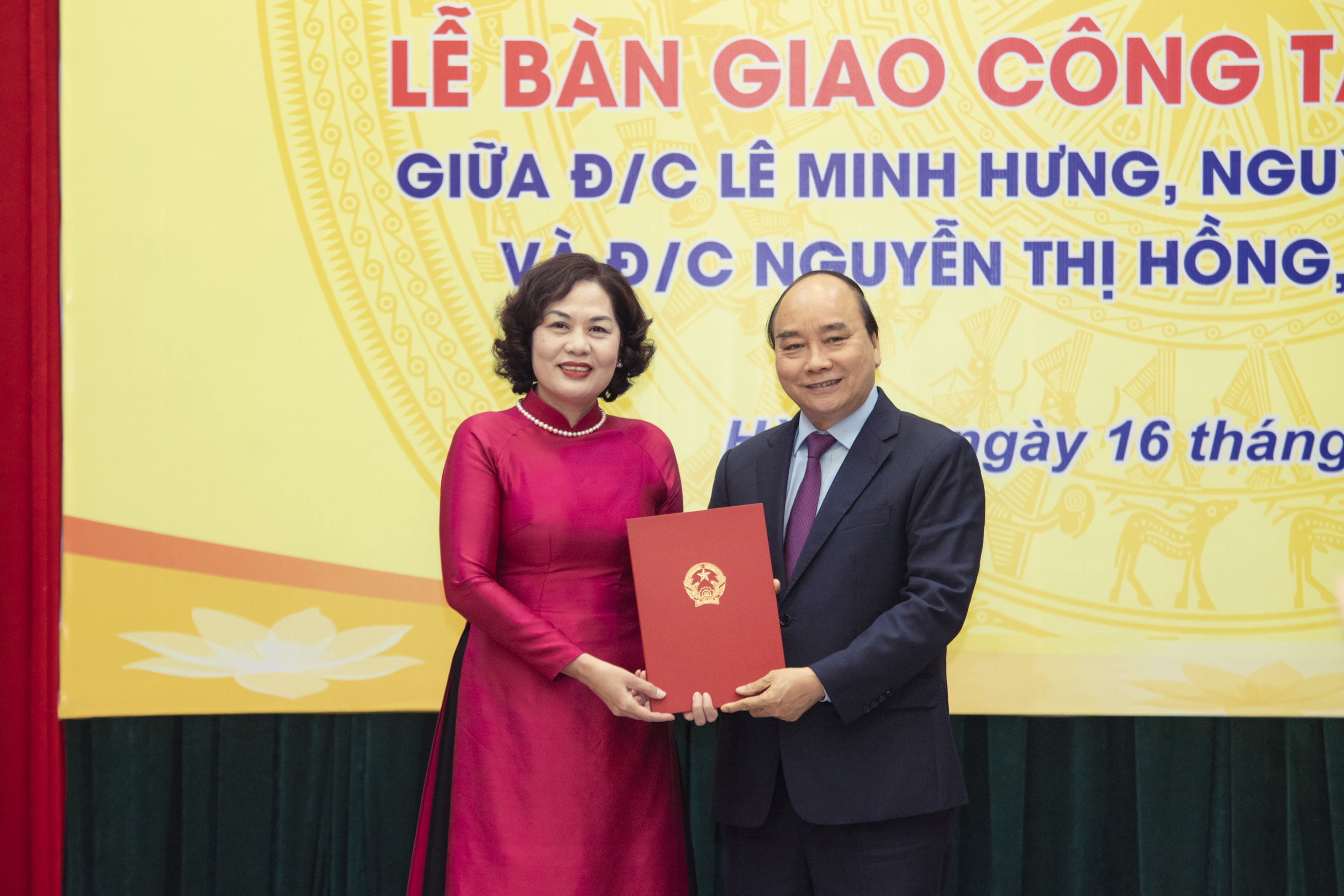 Thủ tướng trao quyết định bổ nhiệm Thống đốc Ngân hàng Nhà nước