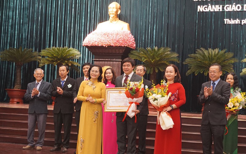 Thầy cô là những chiến sĩ đi đầu trong đổi mới và sáng tạo