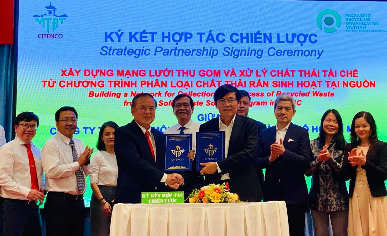 Thu gom và xử lý chất thải tái chế từ chương trình phân loại chất thải rắn sinh hoạt tại nguồn