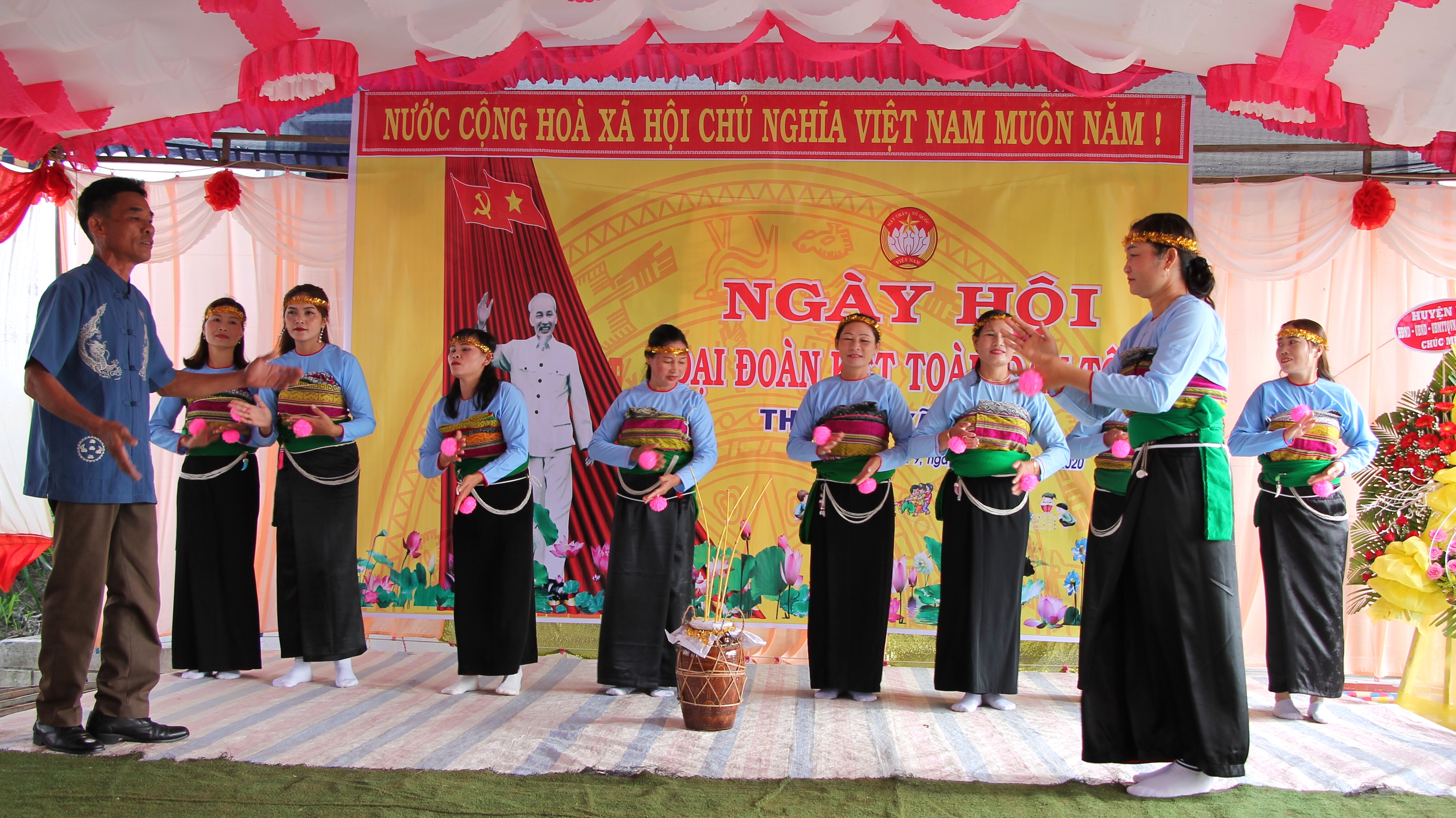 Phát huy giá trị mối liên hệ mật thiết giữa Đảng với nhân dân