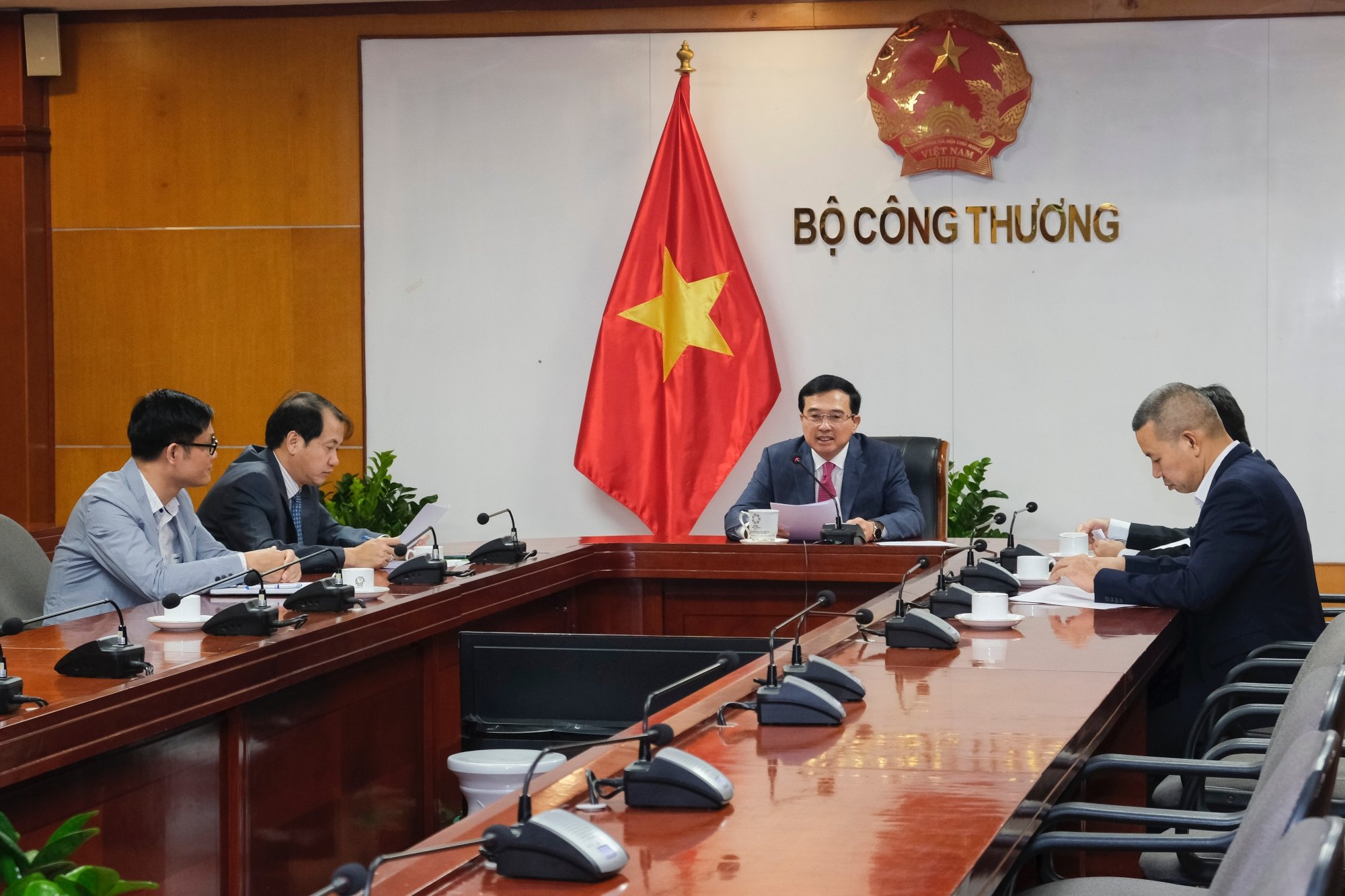 Nhật Bản đề xuất phối hợp với Việt Nam đồng tổ chức EAEF3