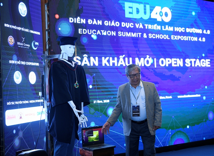 EDU4 0 Chuyển đổi số trong giáo dục thời kỳ “bình thường mới”