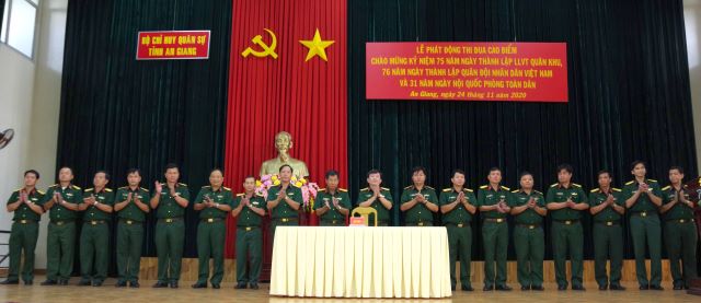 Thi đua lập thành tích kỷ niệm 75 năm ngày thành lập Quân khu 9