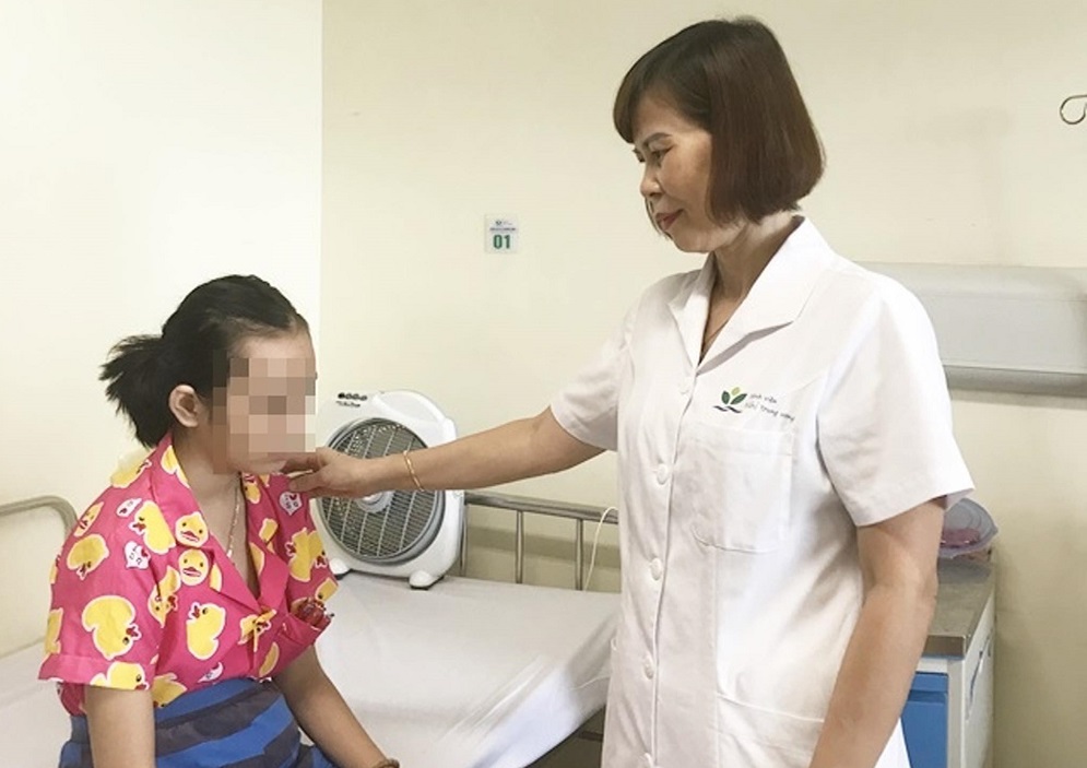 Đừng để trẻ em “bơ vơ” trong chính gia đình và trường học