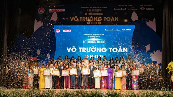 Thành phố Hồ Chí Minh vinh danh 50 nhà giáo tiêu biểu
