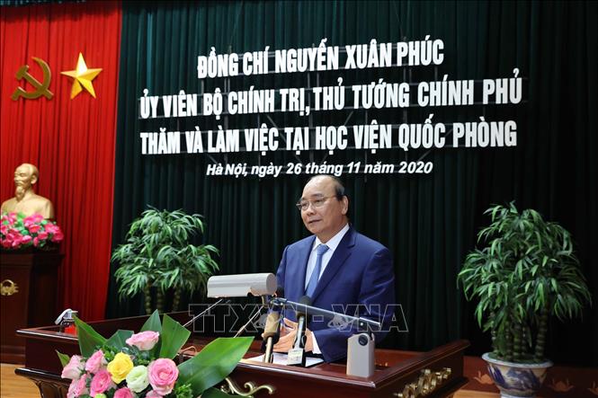 Thủ tướng thăm và làm việc tại Học viện Quốc phòng