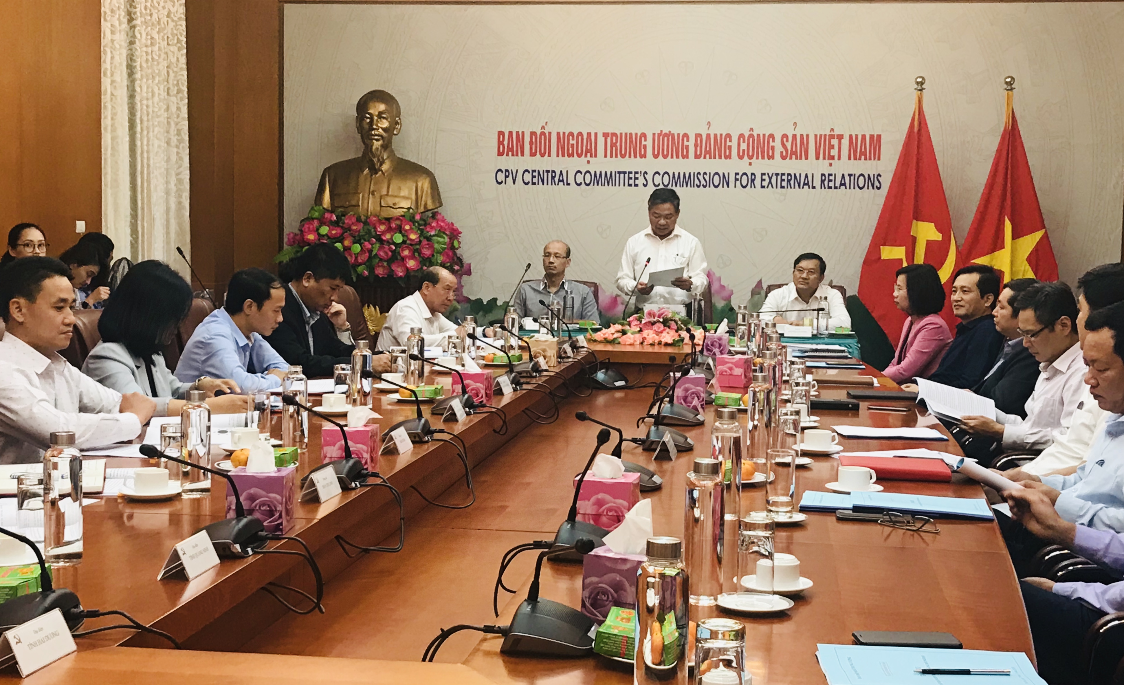 Nâng cao hiệu quả của công tác đối ngoại trong tình hình mới