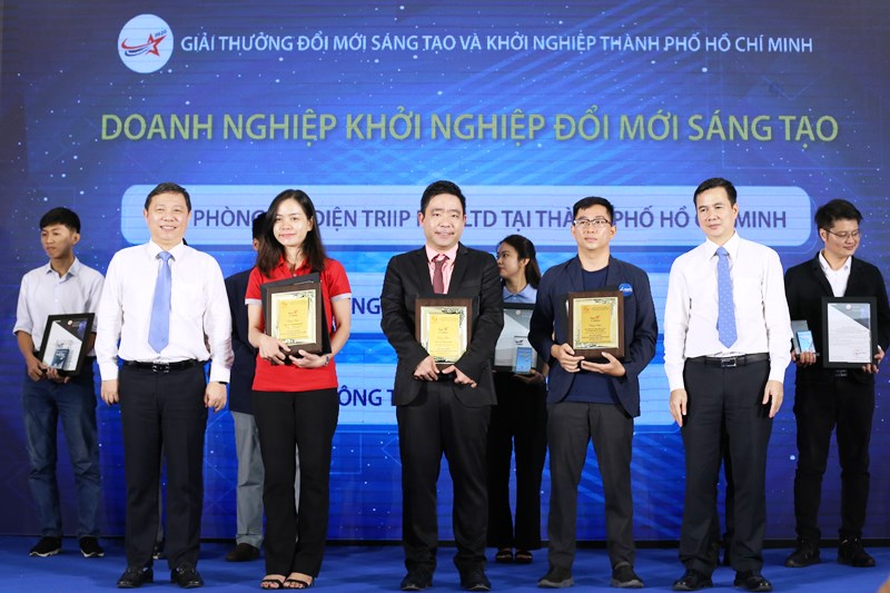 Vinh danh 10 cá nhân, tổ chức xuất sắc trong khởi nghiệp và đổi mới sáng tạo