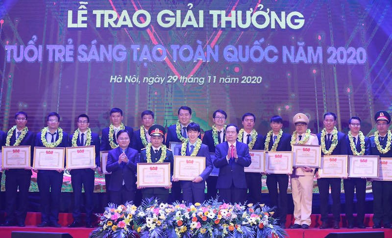 Trao giải thưởng những “trái chín, quả ngọt” từ vườn ươm sáng tạo của thanh niên