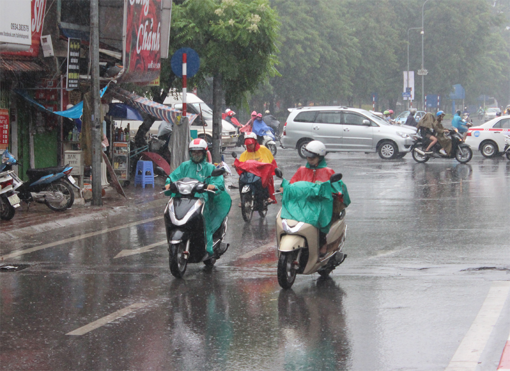 Trung Bộ và Tây Nguyên có nơi mưa to, đề phòng lũ quét, sạt lở đất