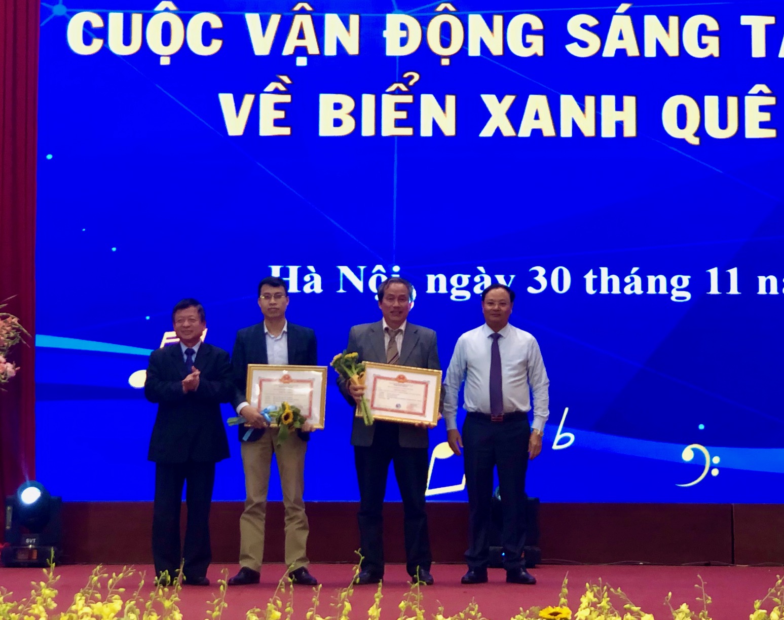 12 tác phẩm đạt giải Cuộc thi sáng tác ca khúc về biển xanh quê hương