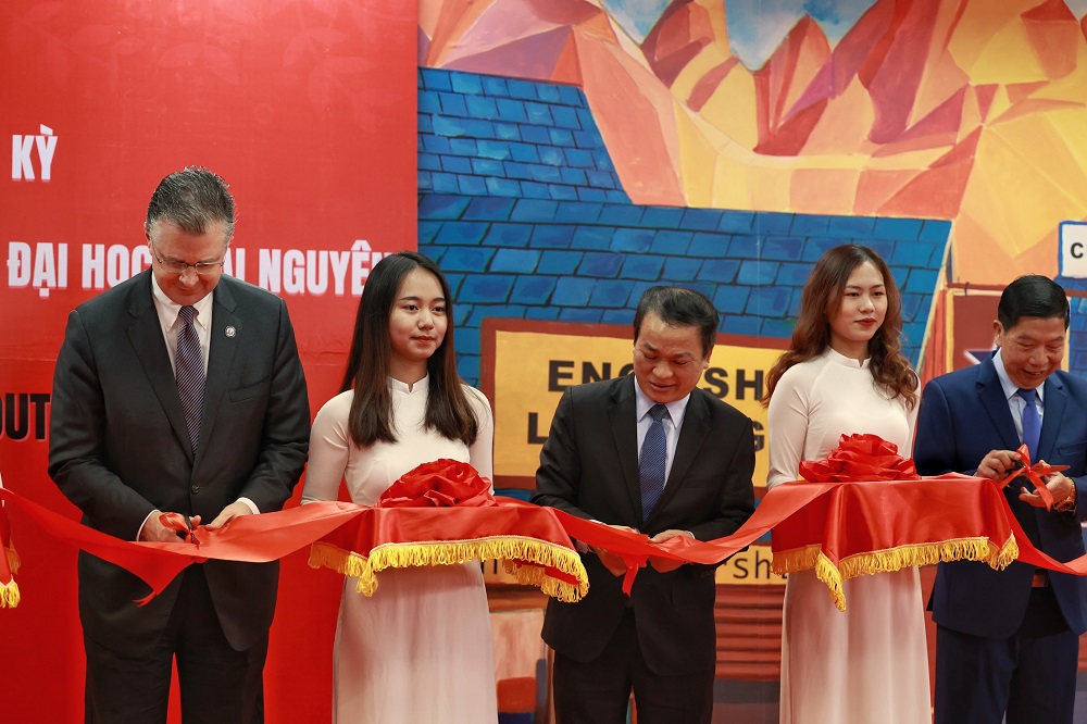 Khai trương Không gian Hoa Kỳ tại Thái Nguyên
