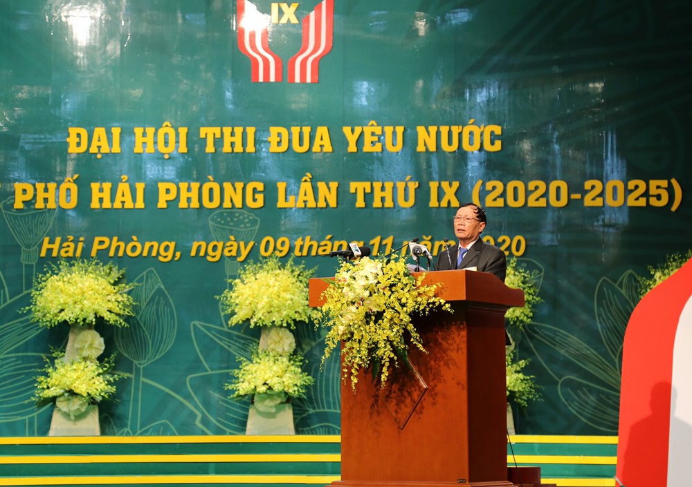 Bí thư Chi bộ gương mẫu đi đầu thực hiện xây dựng nông thôn mới