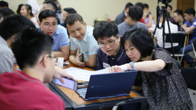 FPT Software trao học bổng lập trình cho học sinh phổ thông