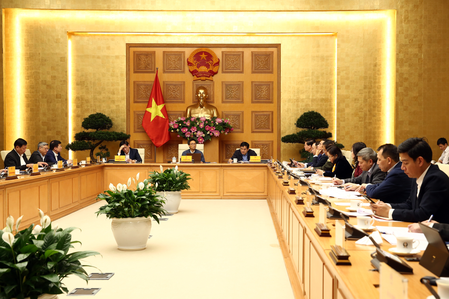 Việt Nam chạy đua với thời gian trong nghiên cứu, thử nghiệm, sản xuất vắc xin COVID-19