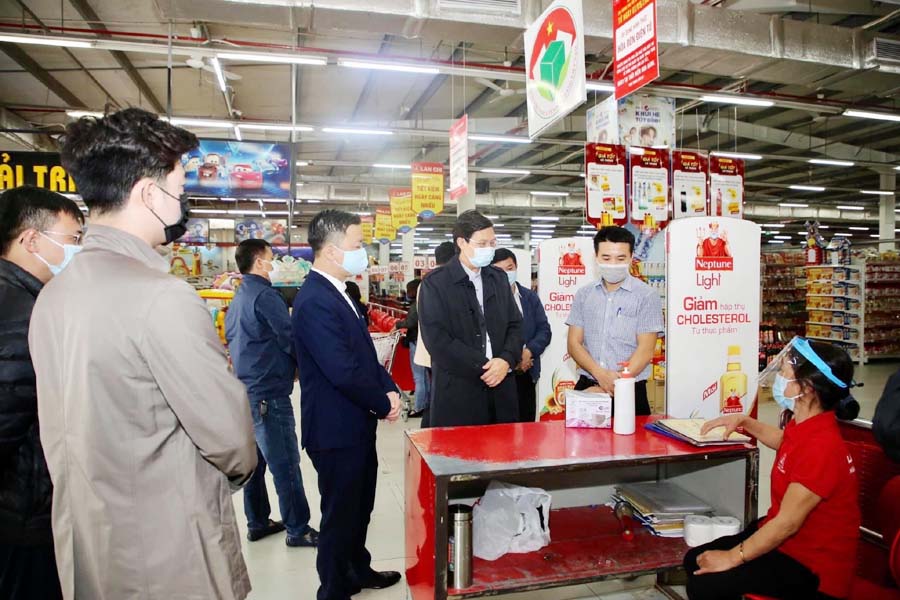 Hà Nội yêu cầu tuyệt đối không chủ quan, lơ là với dịch COVID-19