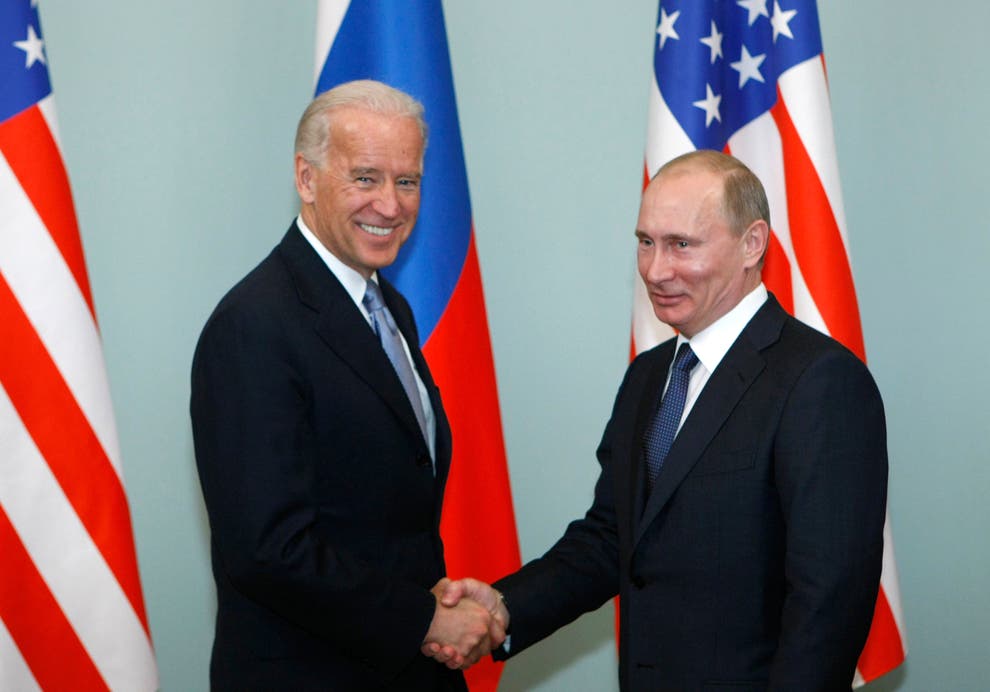 Tổng thống Nga V Putin chúc mừng ông Joe Biden đắc cử