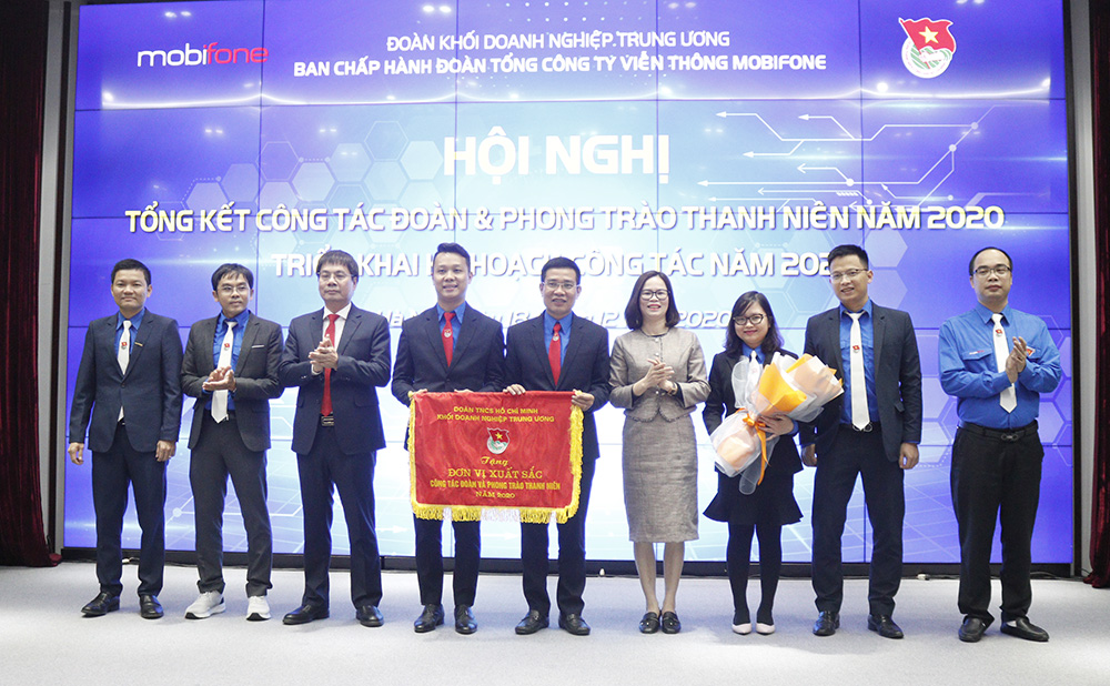 Phong trào thanh niên phải bám sát nhiệm vụ chuyên môn