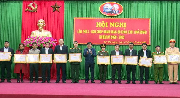 Chú trọng kiểm tra, giám sát trước, trong và sau đại hội