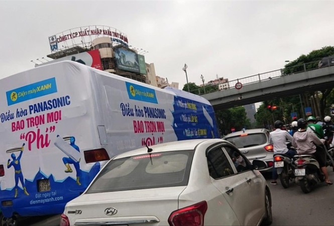 Đề nghị chấn chỉnh hoạt động quảng cáo bằng xe ô tô